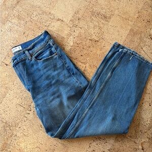 Abercrombie High Rise Mom Jeans - Medium Wash